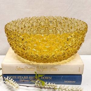 EAMPG Berry Bowl Daisy & Buttons Hard to find 9" Wide Amber